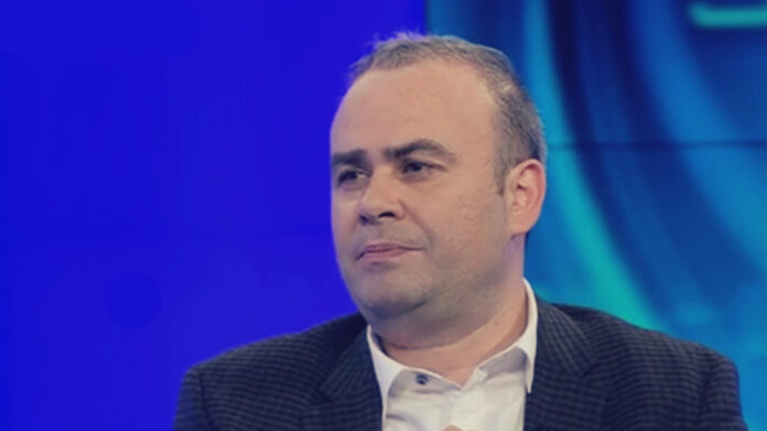 demisia lui Mugur Isărescu