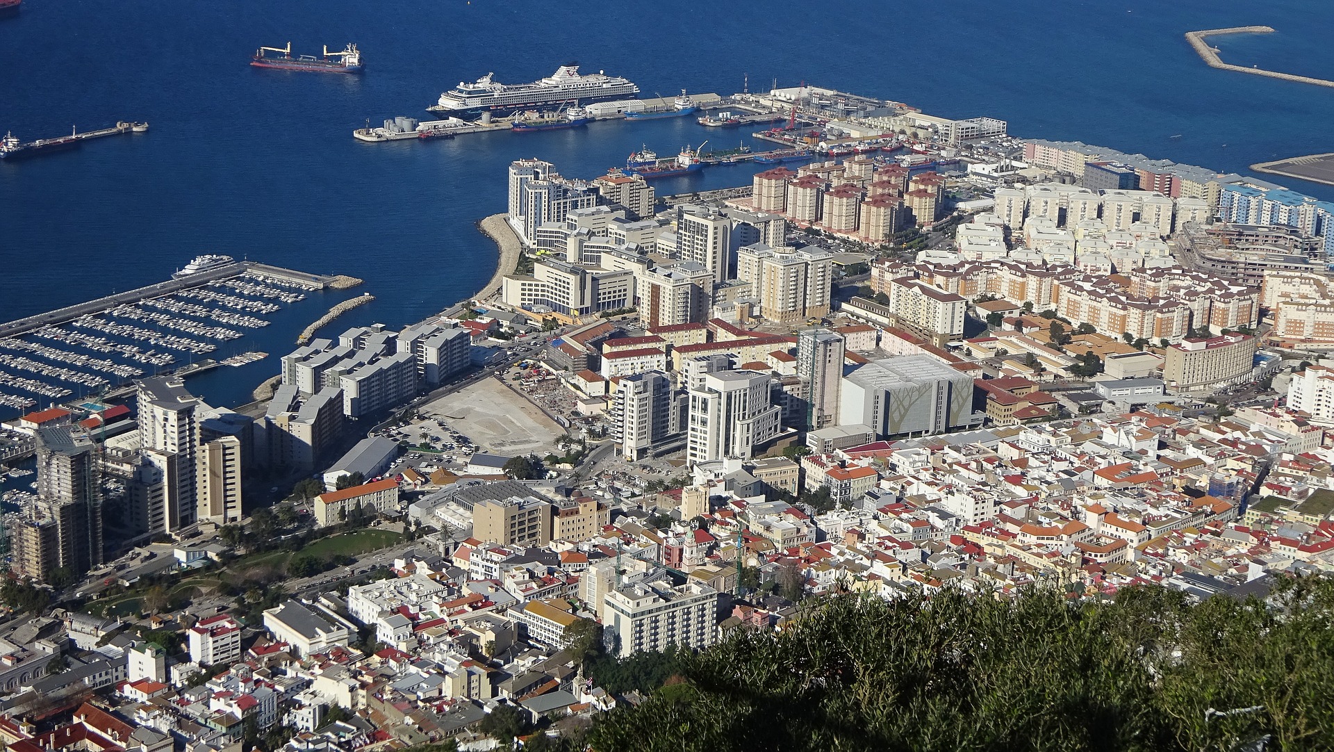 Efecte post-Brexit: Marea Britanie refuză să negocieze cu UE pe tema Gibraltarului