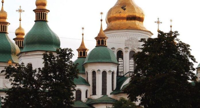Sursa foto: Wikipedia - Catedrala “Sfânta Sofia” din Kiev