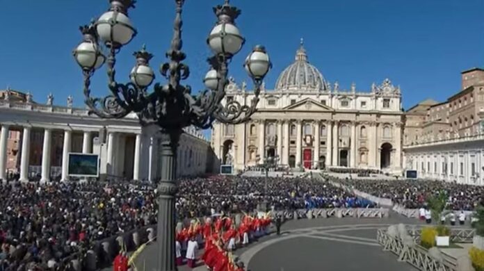 Piaţa Sfântul Petru din Vatican (Captură video Youtube/Euronews)