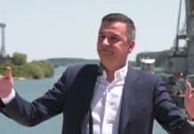 Sorin Grindeanu cere demisia șefului Statului Major al Apărării Minister Grindeanu visits the Port of Galati to find an explanation and a guilty person for the failure with dramatic effects at the international level