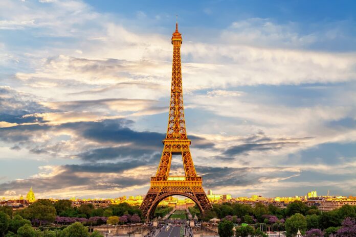 Turnul Eiffel/Pixabay/TheDigitalArtist