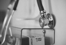 Asistent medical al unui spital de psihiatrie din Timiș, sub control judiciar pentru trafic de influență Sursă foto: Pixabay