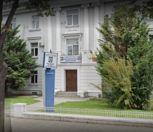 Polițist din Constanța, prins cu mită de 5.000 de euro