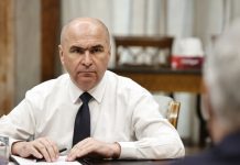 Jocuri de culise politice; pleacă sau nu Bolojan din fruntea Guvernului?