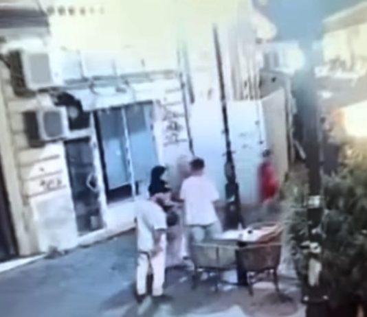 Patru cetățeni turci, trimiși în judecată după focurile de armă din Centrul Vechi al Capitalei; scopul lor: „Răzbunarea împotriva agenților de pază”