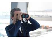 Polițist la Aeroportul Otopeni, mită pentru protecția asigurată transportatorilor de persoane