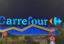 Fondatorii Dedeman vor să preia grupul Carrefour în România