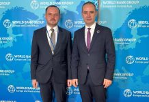 Miniștri Sănătății și Finanțelor, negocieri cu Pfizer pentru convertirea datoriei României