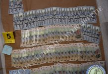 Inspectori vamali din Constanța, reținuți pentru luare de mită