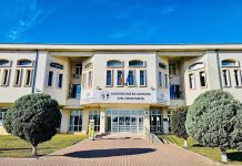 Asistenți universitari de la Facultatea de Medicină Constanța, acuzați că luau bani de la studenți pentru promovarea examenelor