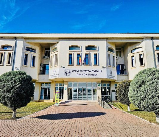 Asistenți universitari de la Facultatea de Medicină Constanța, acuzați că luau bani de la studenți pentru promovarea examenelor