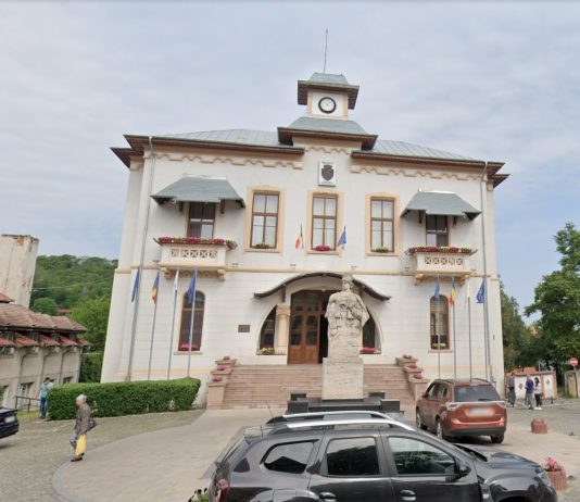 Consilier local din Slatina, arestat preventiv după ce a tras cu arma în oameni ai legii